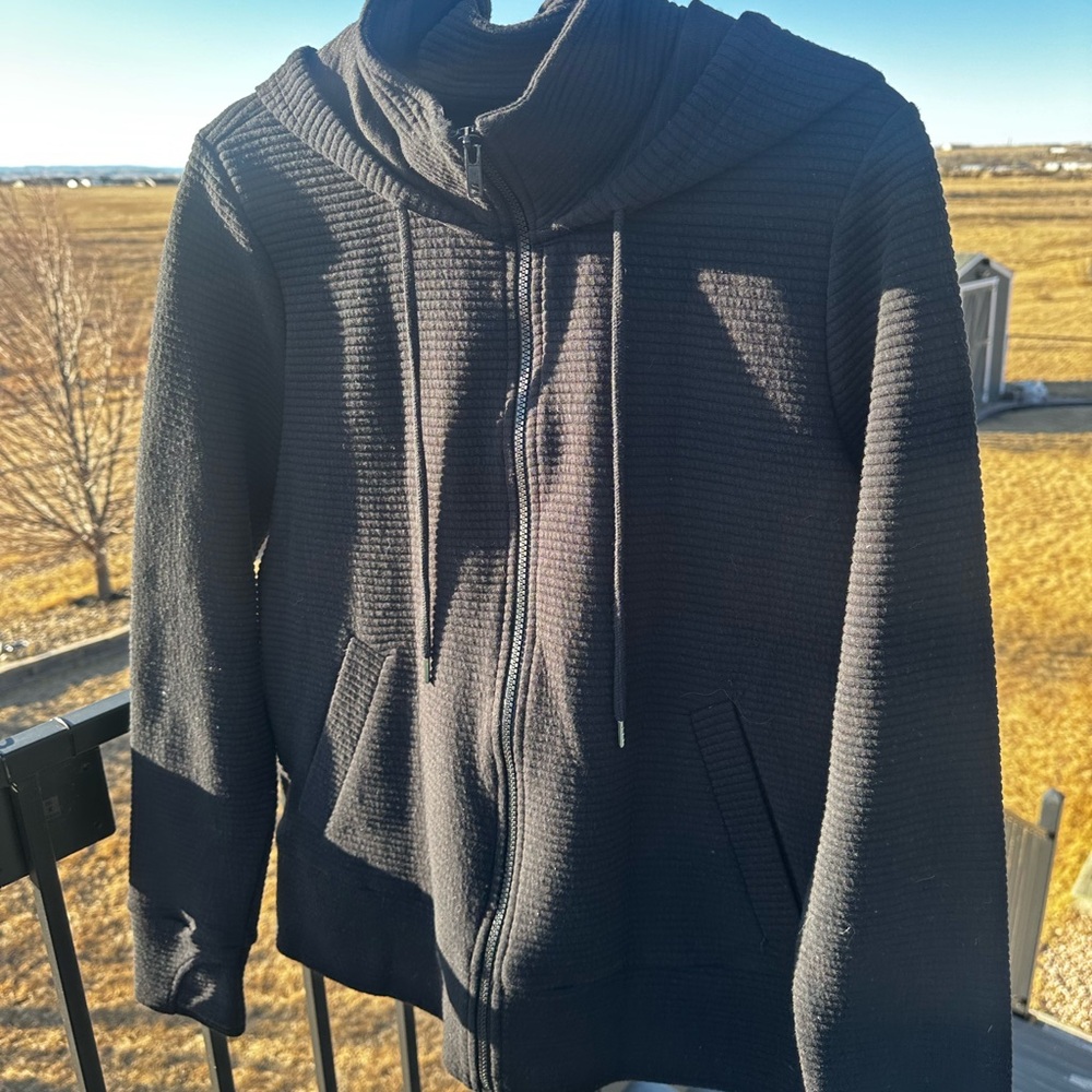 Active Life Women's Black Zip-Up Jacket